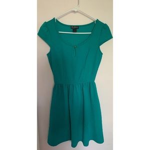 (Size M) 🦋 Delirious Dress